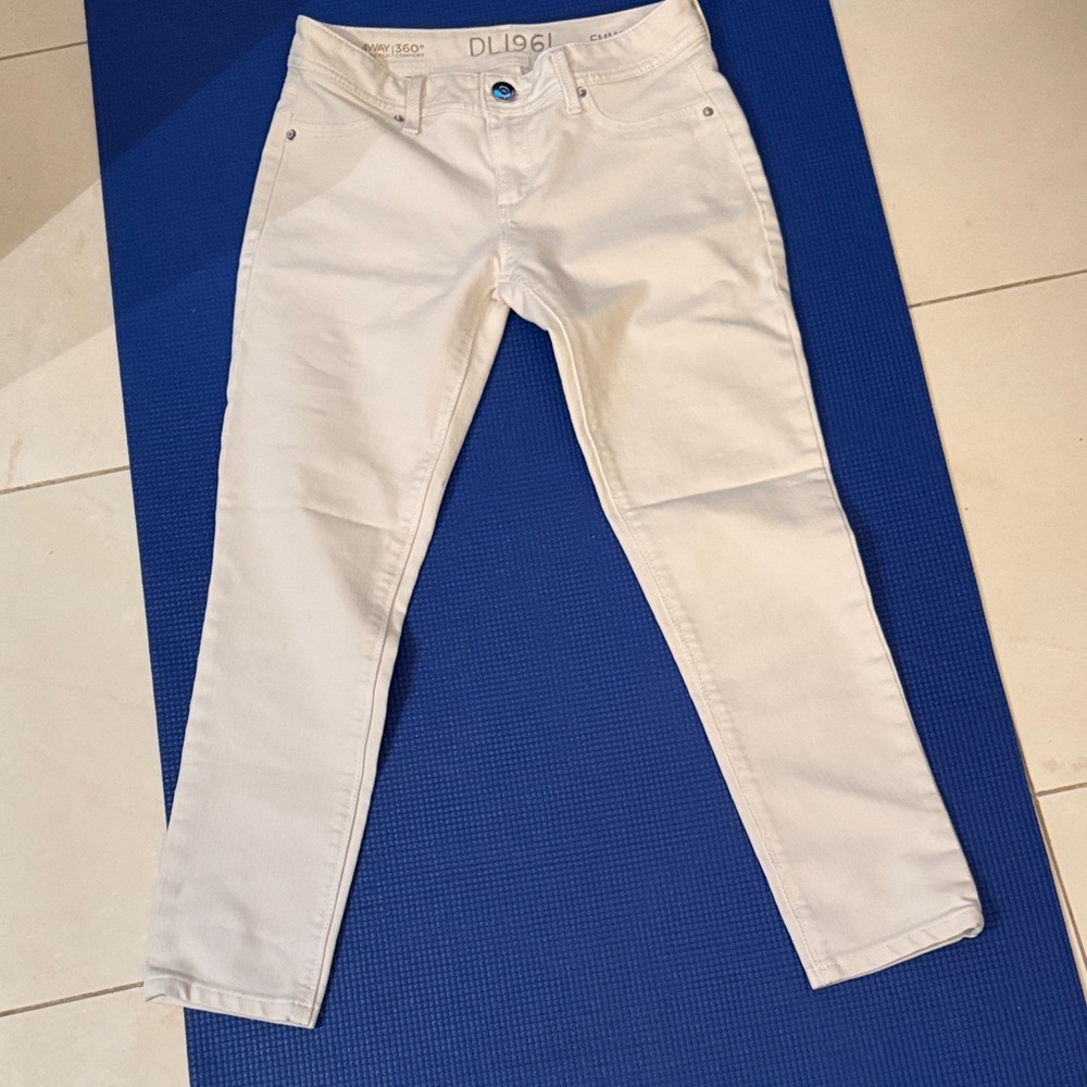 DL1961 Emma White Jeans